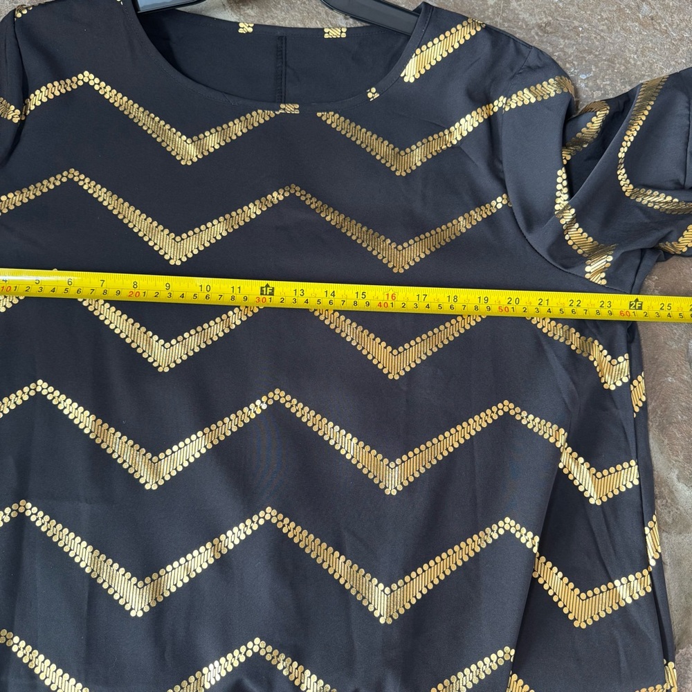 Black and Gold Metallic Chevron Dress relaxed fit - Picture 4 of 6